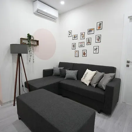 50 Steps To Tram,central And Stylish *