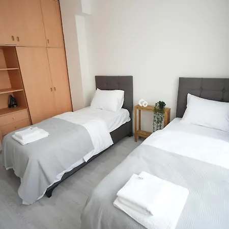 Apartment 50 Steps To Tram,central And Stylish Istanbul