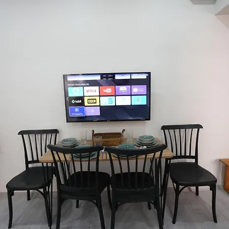 50 Steps To Tram,central And Stylish Apartment Istanbul